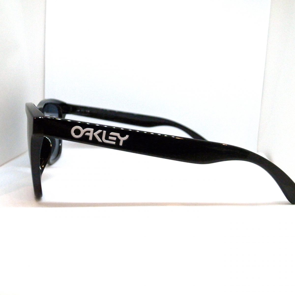 OAKLEY　オークリー　Frogskins　フロッグスキン　OO9245-75