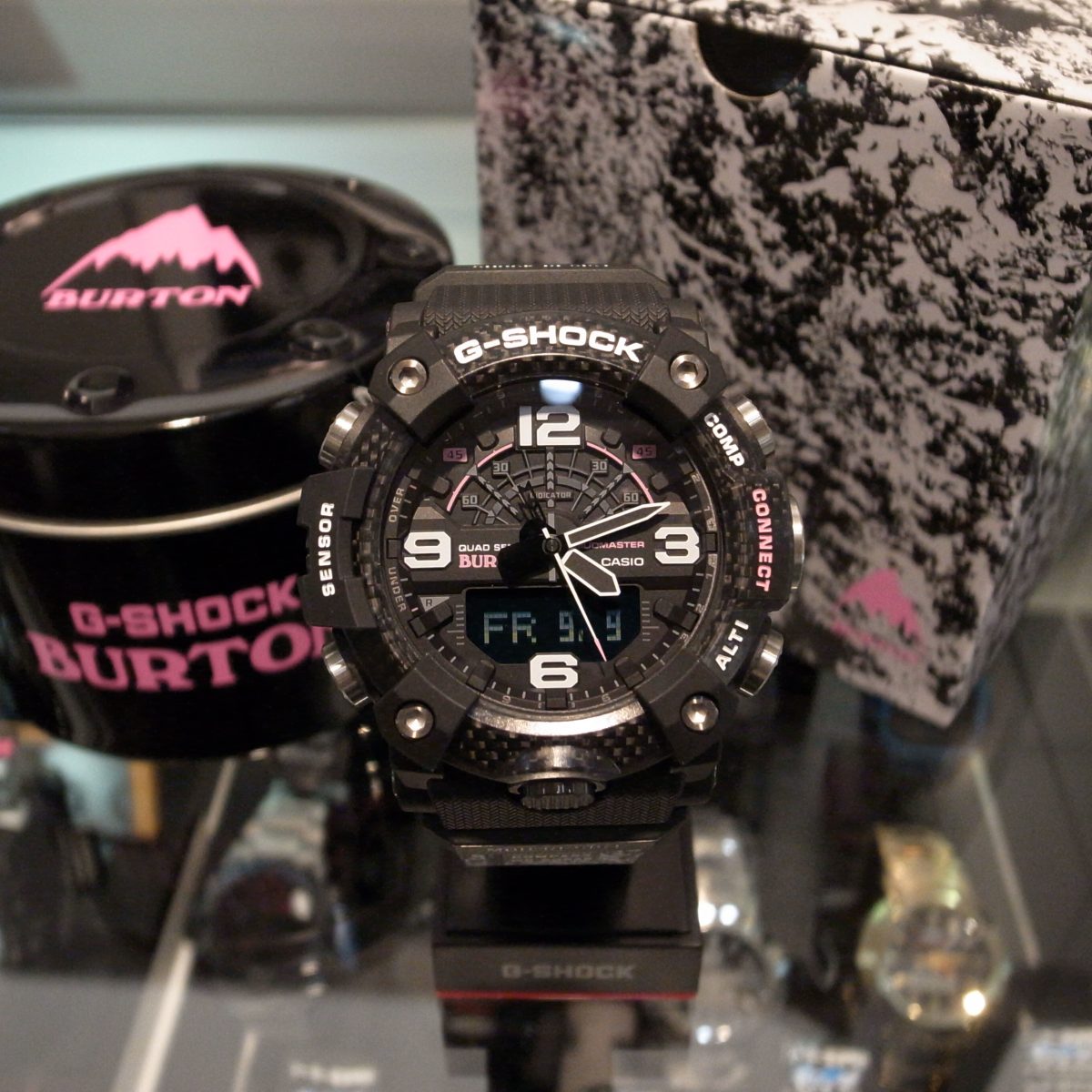 【新品未開封】G-SHOCK BURTON B100BTN-1AJR